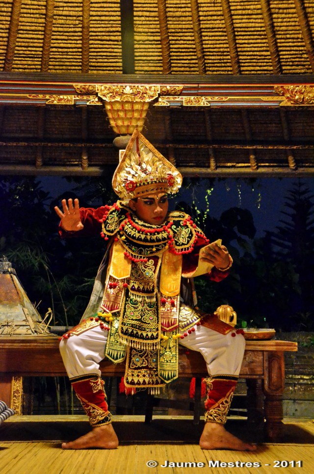 1/3 s  //  f 5,6  //  M  //  ISO 6400