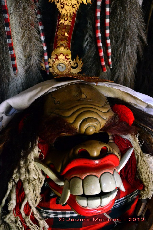 Un dels deixebles de Rangda, els monstres que assisteixen la bruixa i promouen el mal.